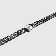 Load image into Gallery viewer, Cuban Chain (White Gold) 8mm
